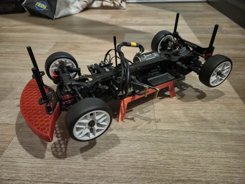 Remote Control Car Stand RC Car Stand with damper holder by Mills_builds MakerWorld: Download ...