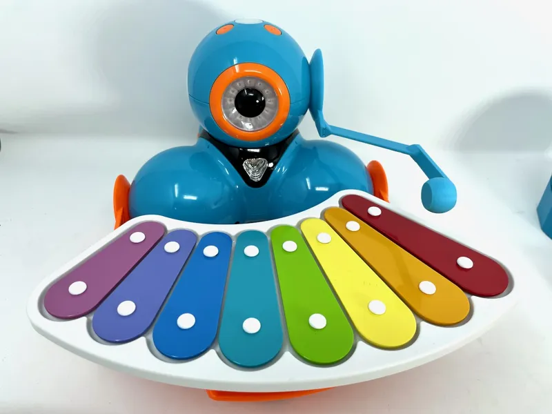 Dash robot xylophone arm