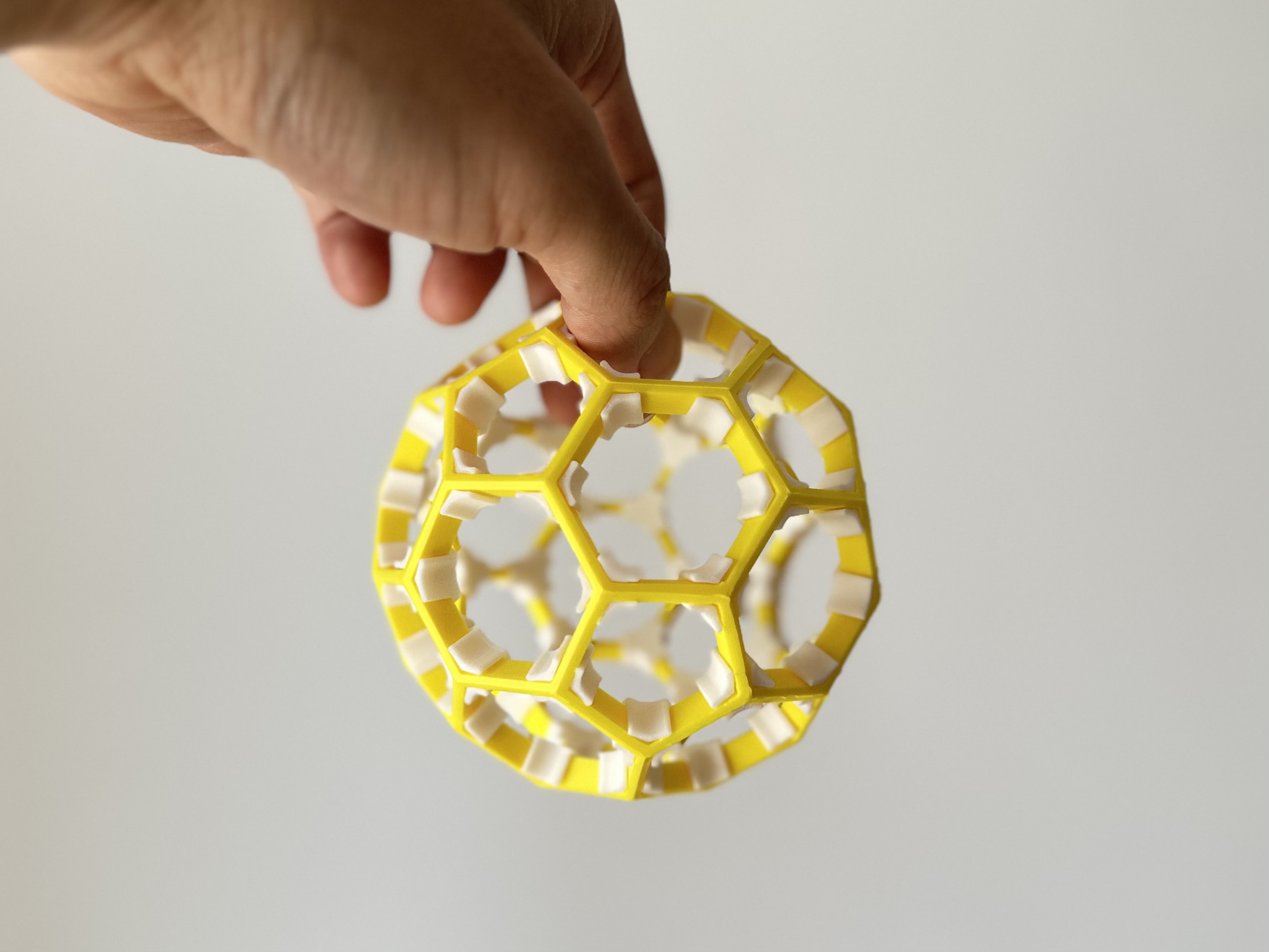 Miniatura 1 do modelo 3D 拼接截顶二十面体 (足球体) - 可定制尺寸