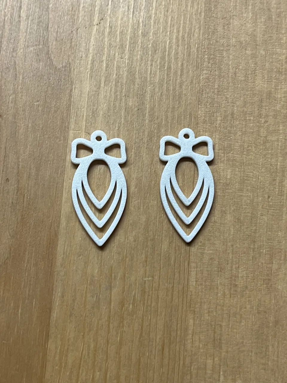 earrings view 2