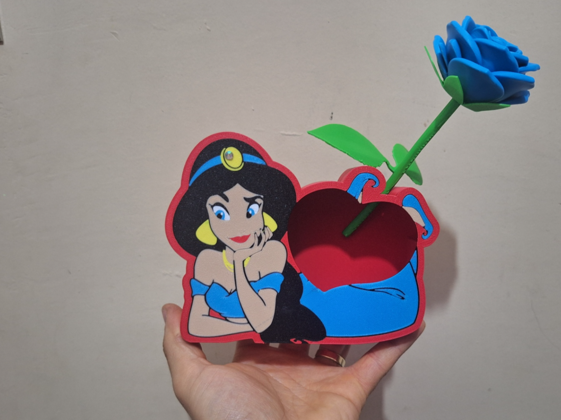 Jasmine Valentine Box - Photo Frame & Rose Holder