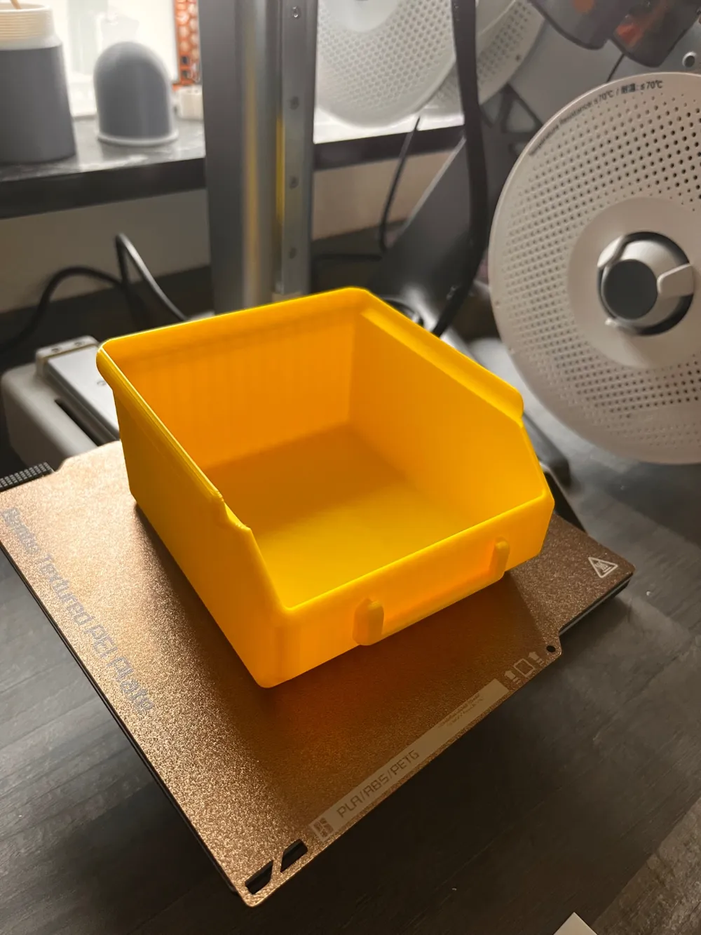 Tool Box With Name Tag Space By Dinozzo28 MakerWorld tool-box-with-name-tag-space-by-dinozzo28-makerworld