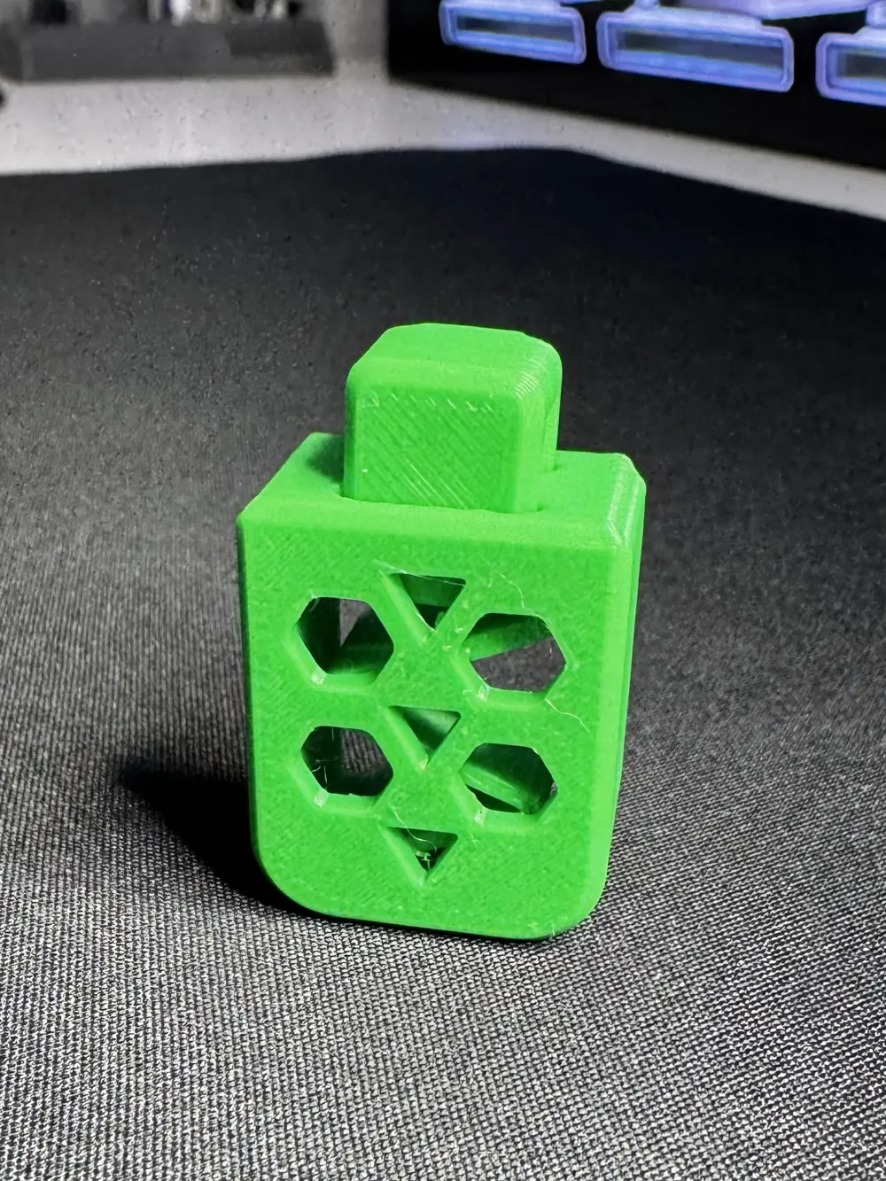 Compact Button Fidget Clicker-Print in Place - Free 3D Print Model ...