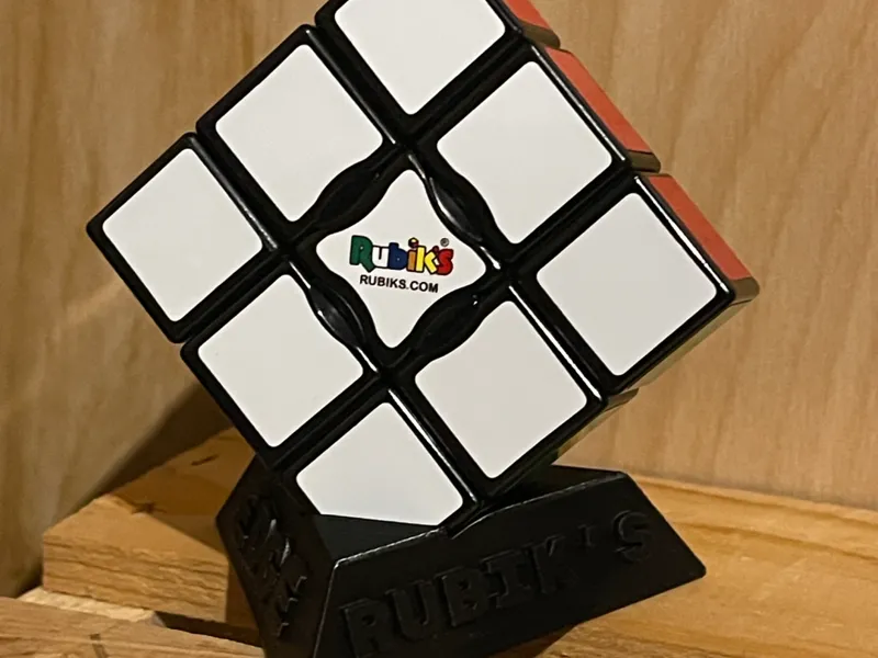Edge Rubik's Cube Triangle Stand