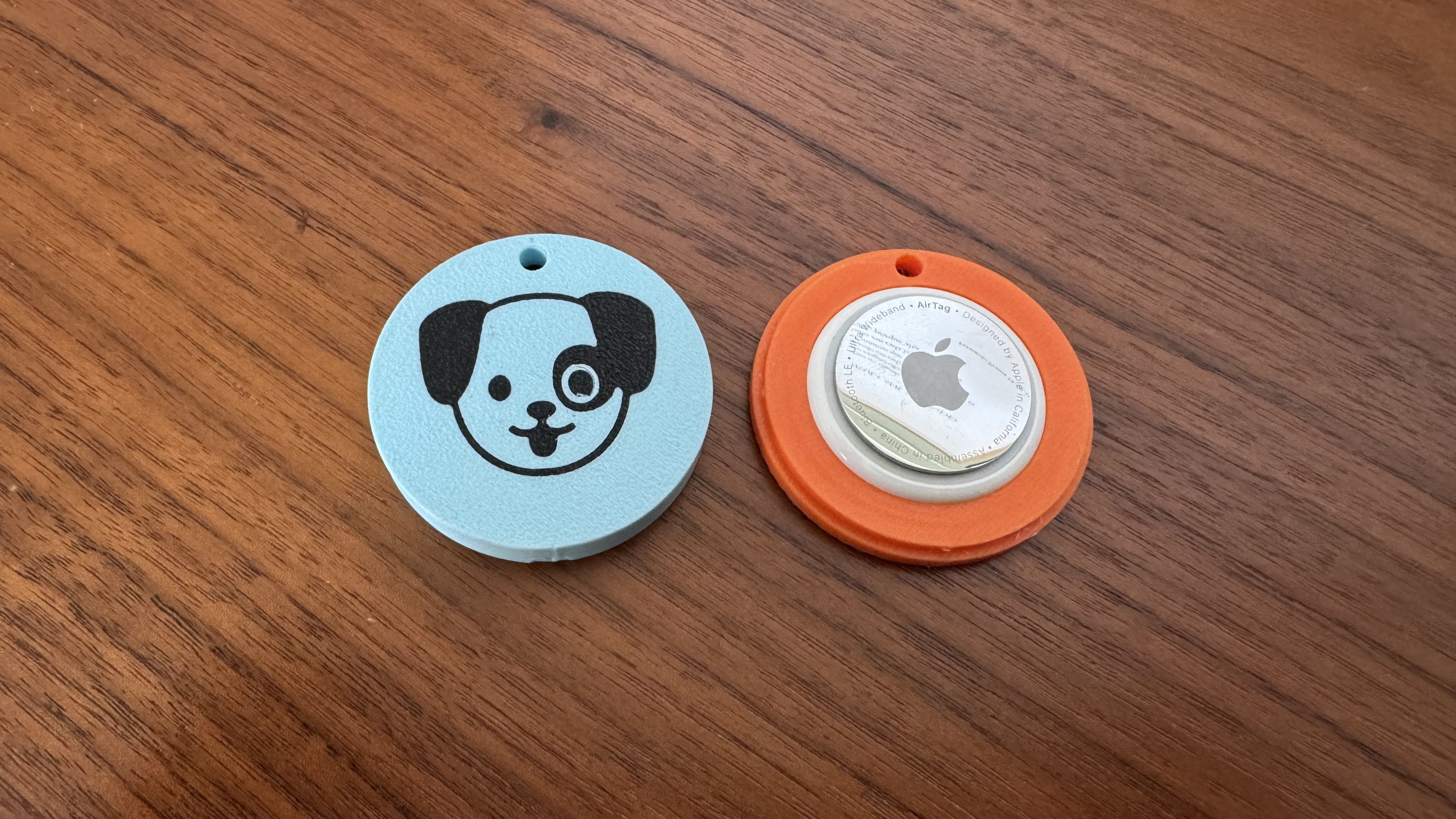 Miniatura 1 do modelo 3D AirTag Snap Case — Fully Parametric