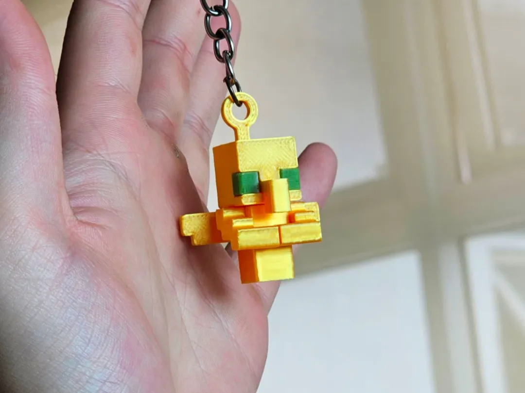 Minecraft Totem Of Undying Keychain (No AMS) by Tyron_Makes_Stuff MakerWorld: Download Free 3D Models - 3D model önizlemesi