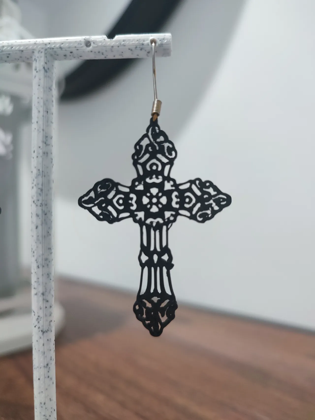 Aretes Cruz Gótica Ornamental view 3