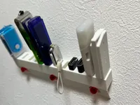 Support mural clés USB (2 tailles, fixation par punaises) — photo 1