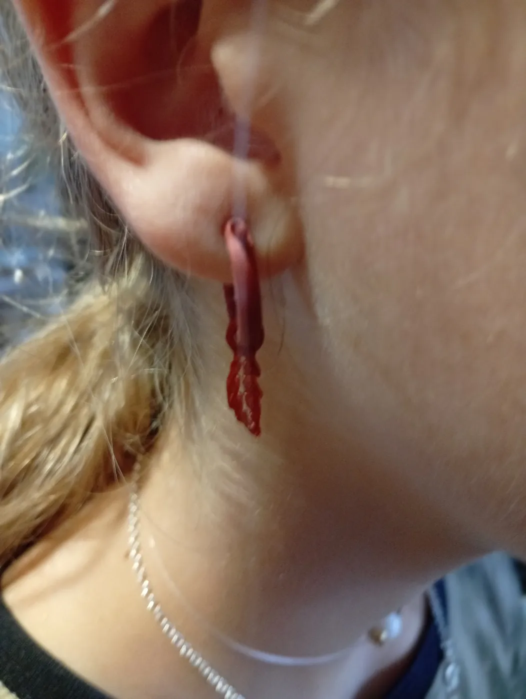 Pendientes de aro + pluma view 2