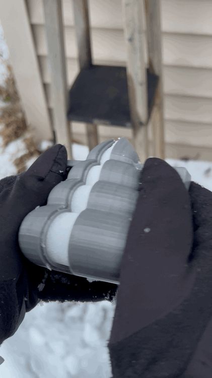https://makerworld.bblmw.com/makerworld/model/USea549b84f5a16e/design/2025-04-08_59227f7ea7ee38.gif