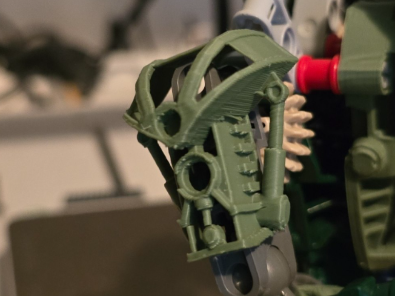 Toa Metru Shoulder Armor - Part 47310