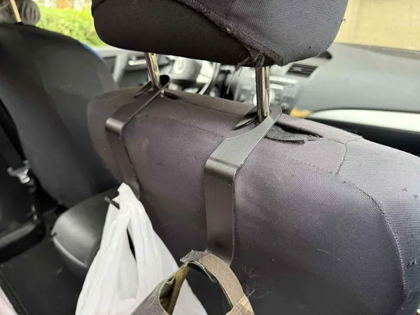 Crochet d'appuie-tête pour voiture