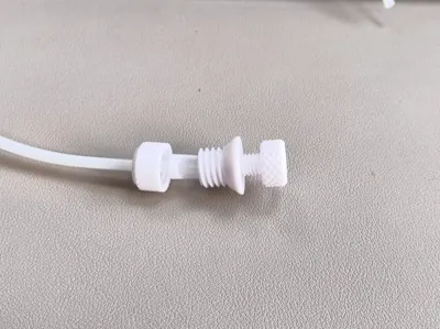 Dry box inlet M8