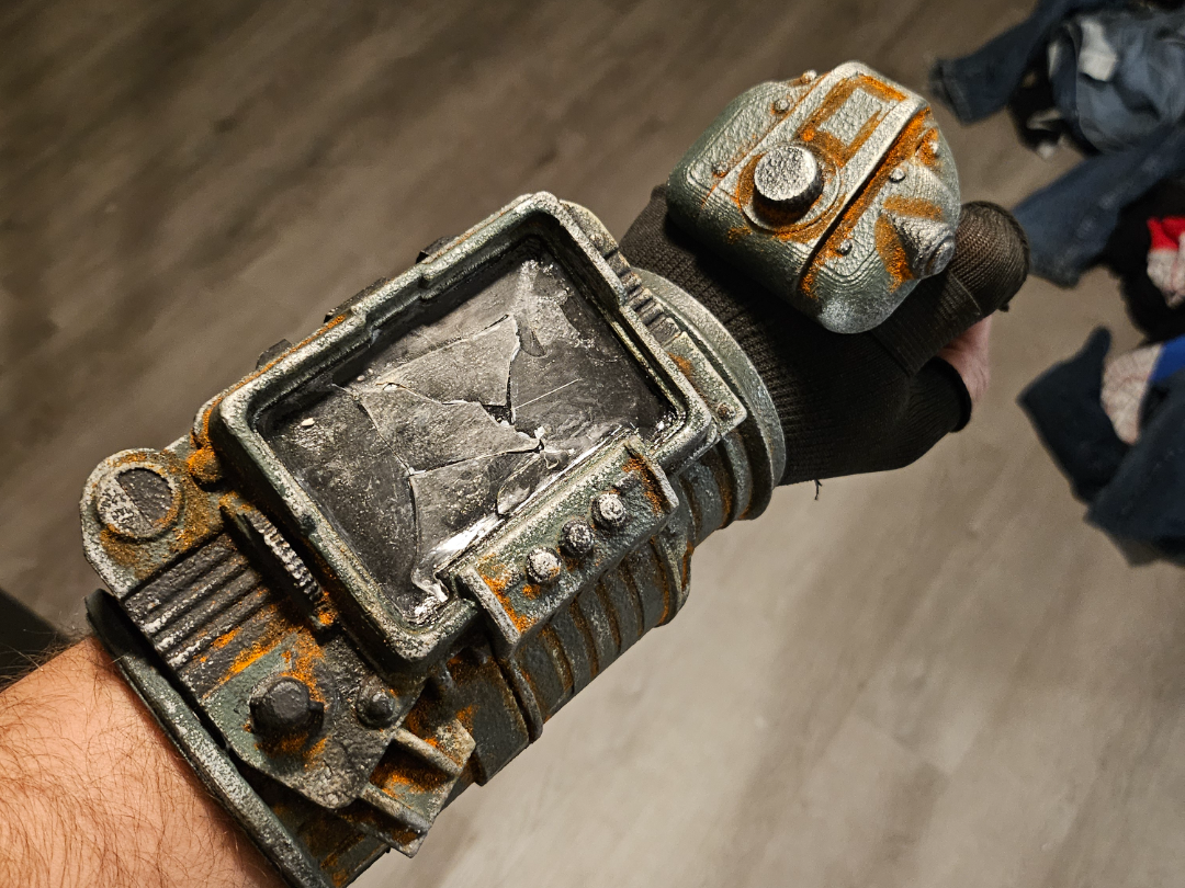 PIP BOY 3000(FALLOUT NEW VEGAS)