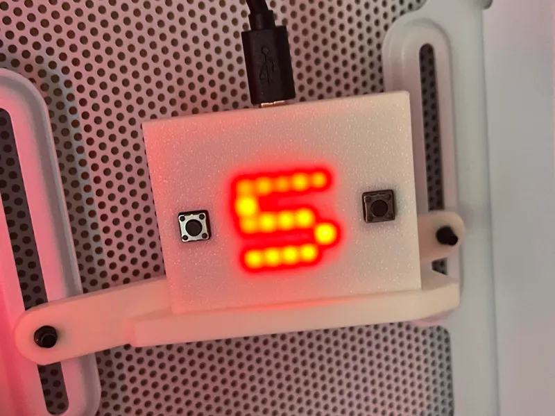 BBC micro:bit pc mount