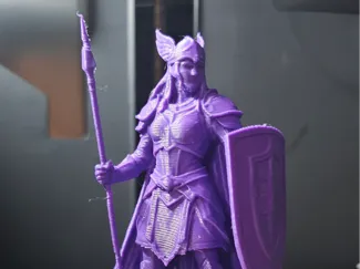 Shieldmaiden miniature