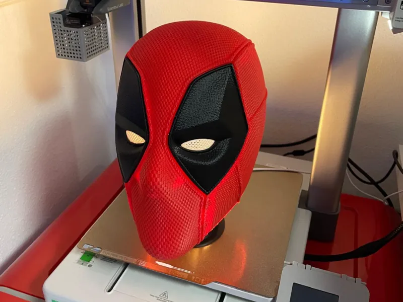 SOPORTE CON LED PARA EXHIBICIÓN CASCO 