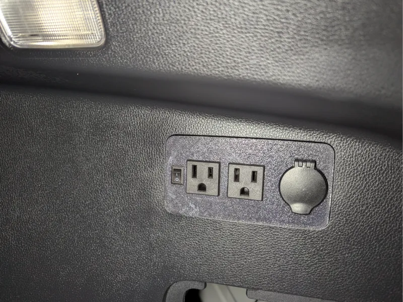 Venza Power Outlet Panel