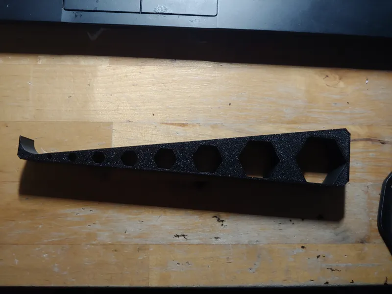 Minimalist Laptop Stand (universal)