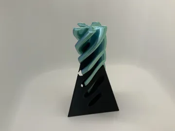 Tapa o cubierta: Spiral Pyramid Passthrough — vista de referencia 5