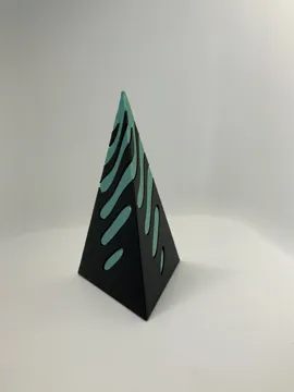 Tapa o cubierta: Spiral Pyramid Passthrough — vista de referencia 3