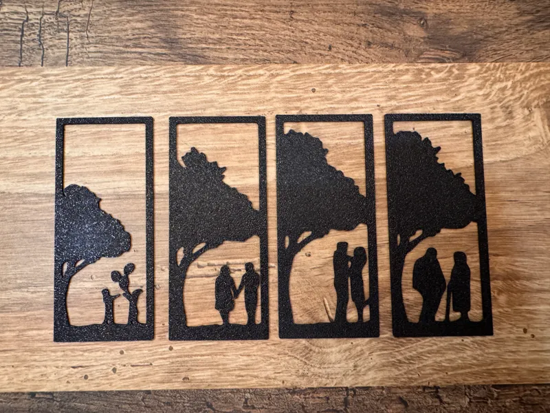 Multi-part image on the wall - 2D Art