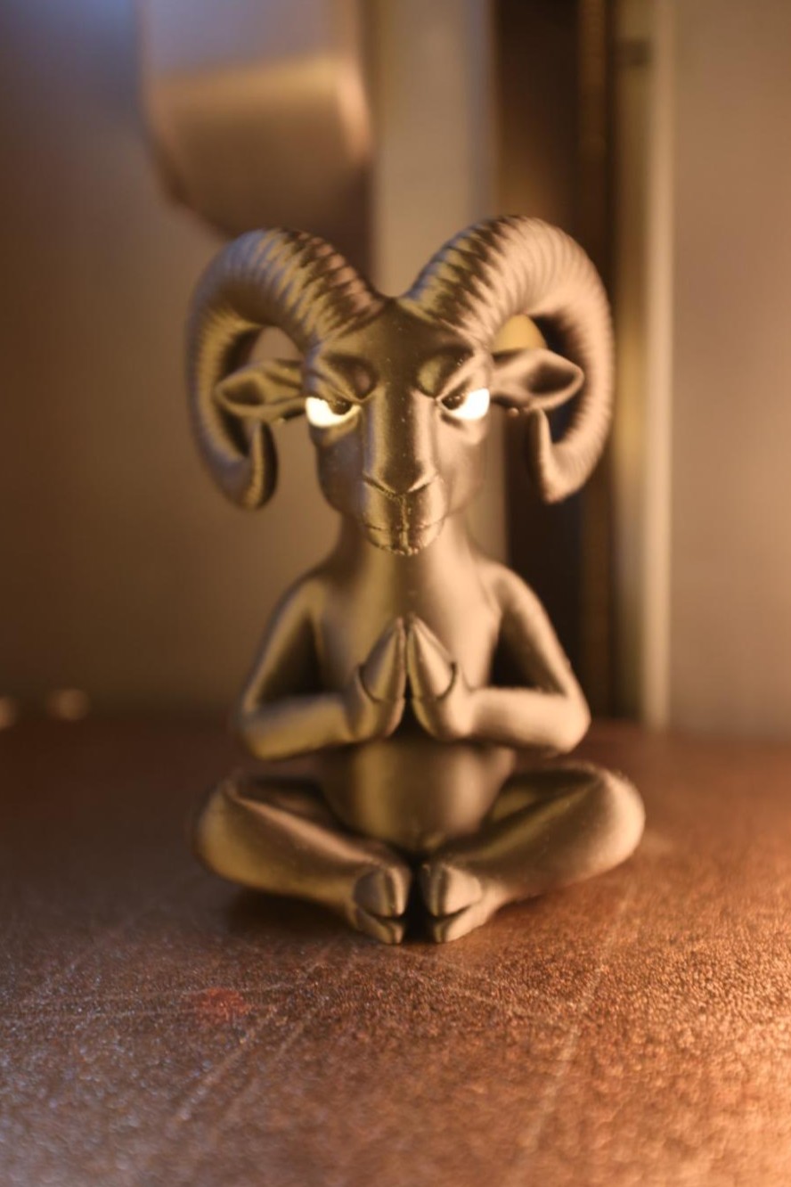 Miniatura 2 do modelo 3D Grumpy Zen Ram