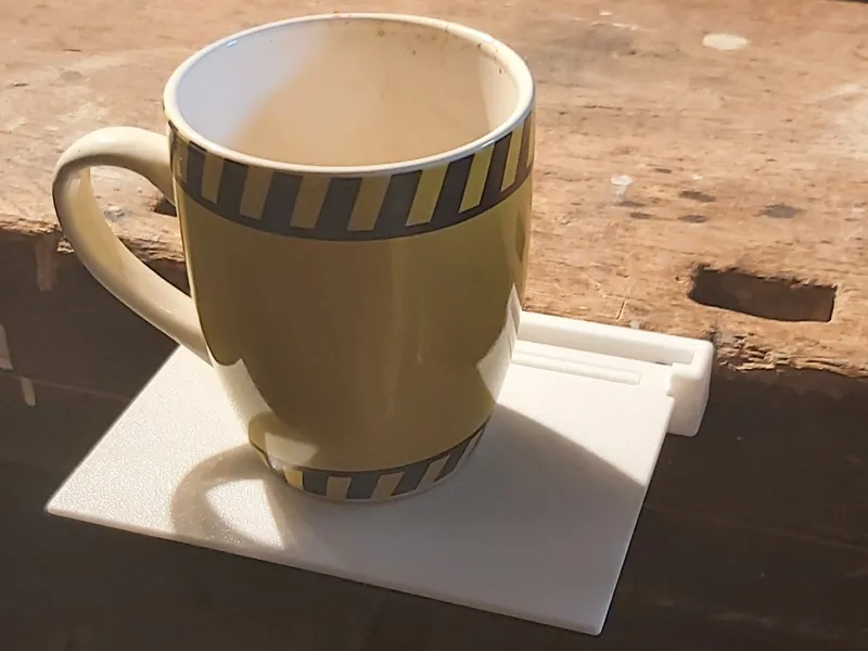 Folding table wallmount