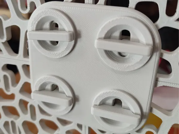 Connecteur 4 panneaux pour Skadis