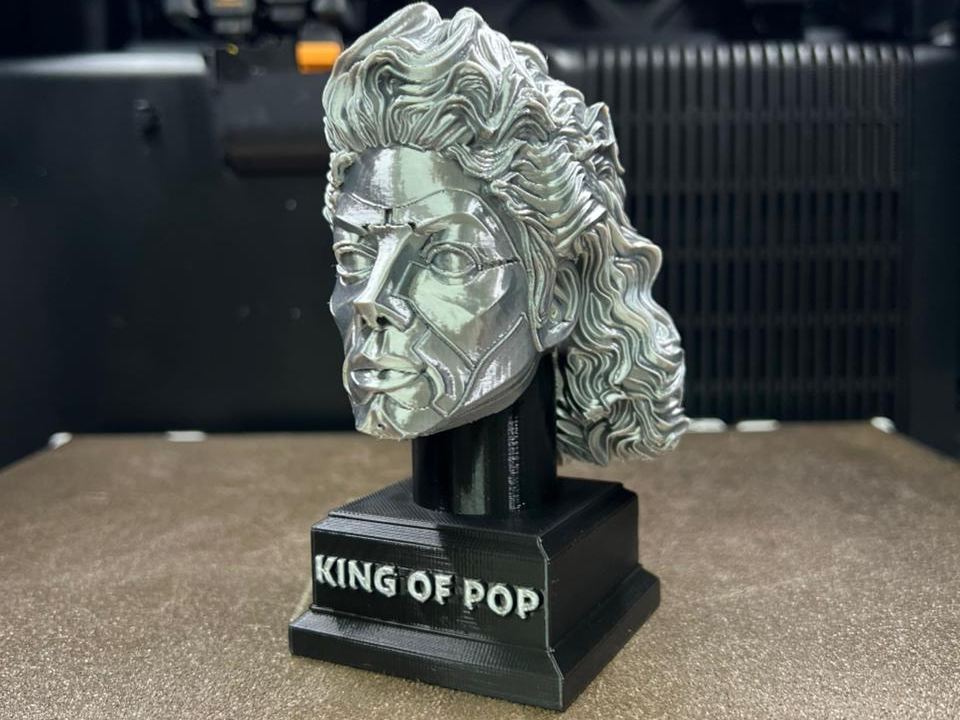 Busto do King Of Pop Robot
