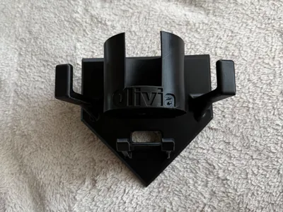 Dugout organizer for a 40oz water bottle