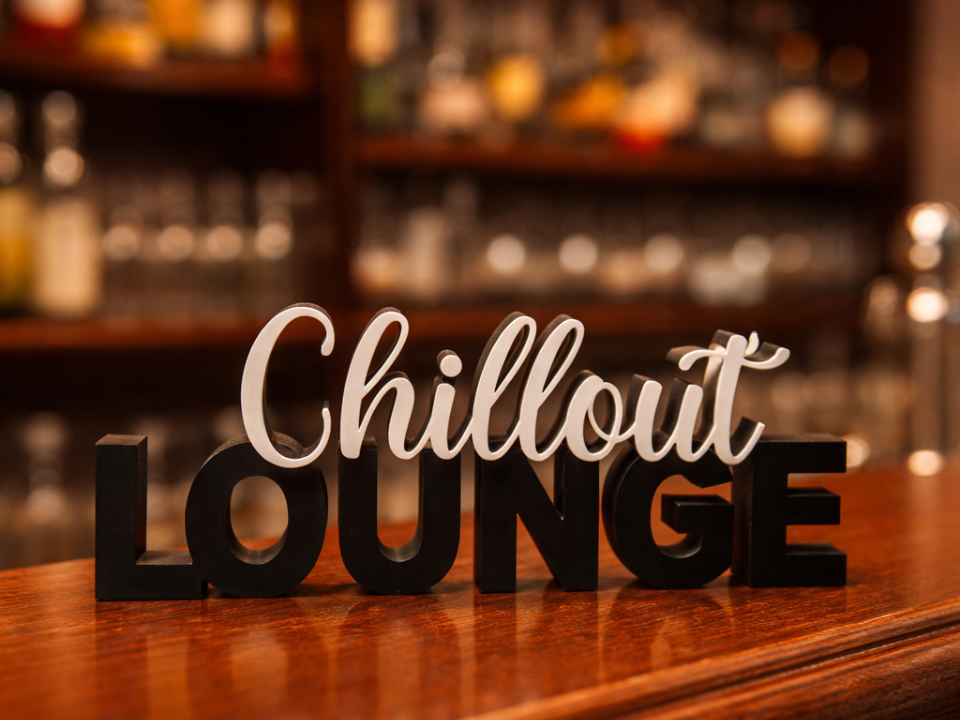 Moderner Schriftzug Chillout Lounge