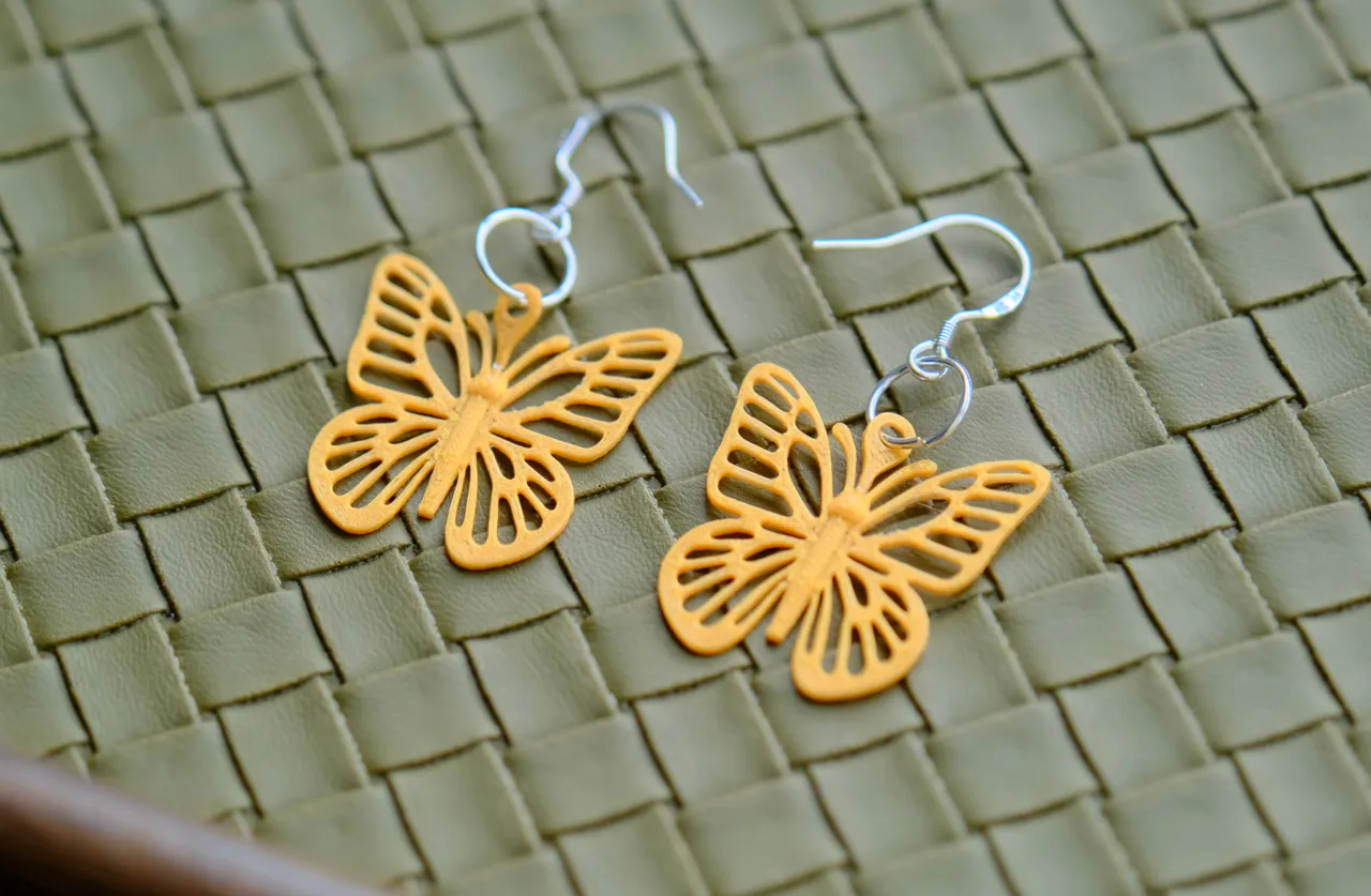 Elegant Butterfly Wings Earrings view 2