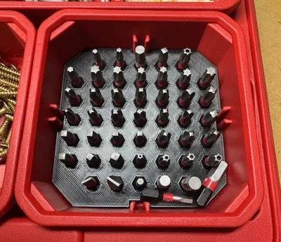 Bit holder for low profile packout