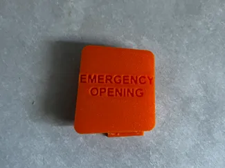 cache ouverture d 'urgence tesla model3