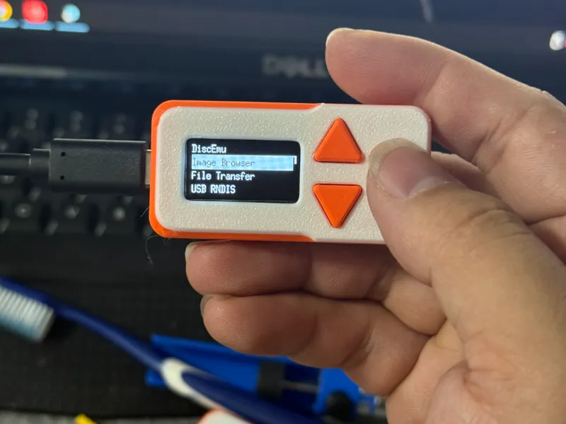 ITBoot。可以模拟U盘、光驱、软驱。是运维神器，关联：IODD 