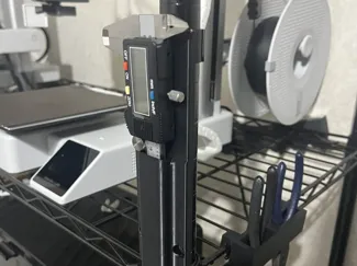 Micrometer mount for wire rack