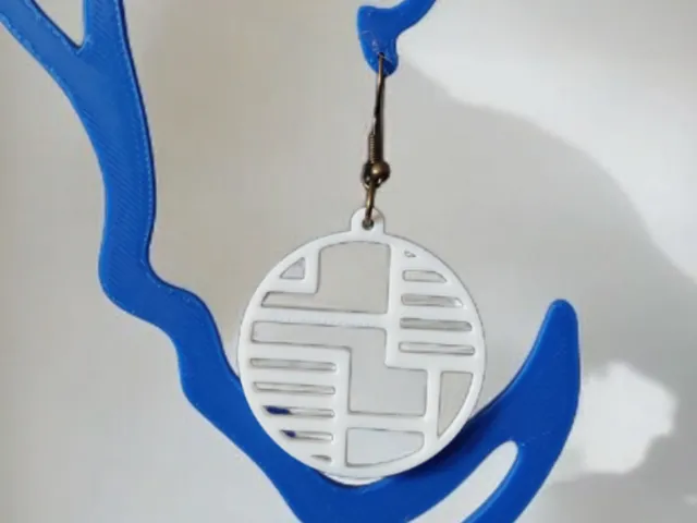 Intricate Maze Geometric Earrings