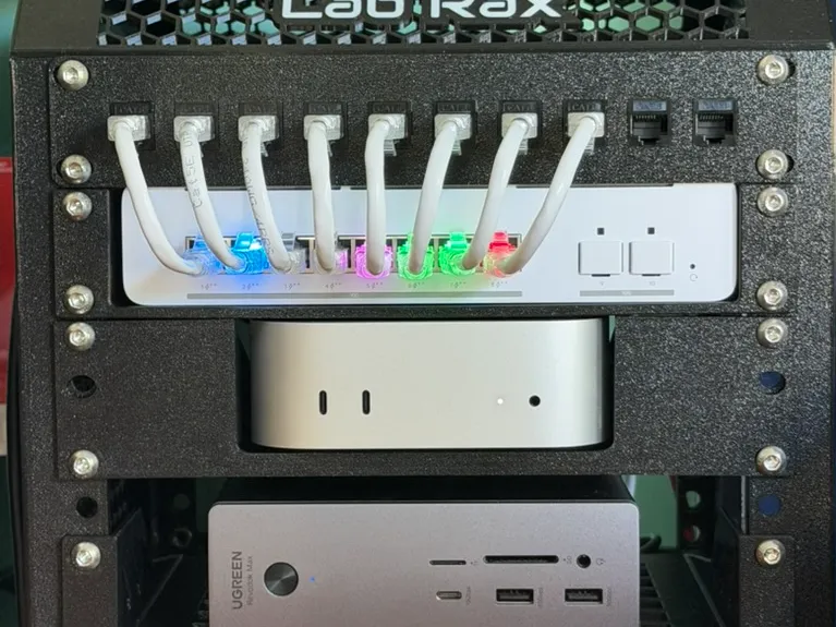 Mac mini M4 10in rack tray 1 1/3U
