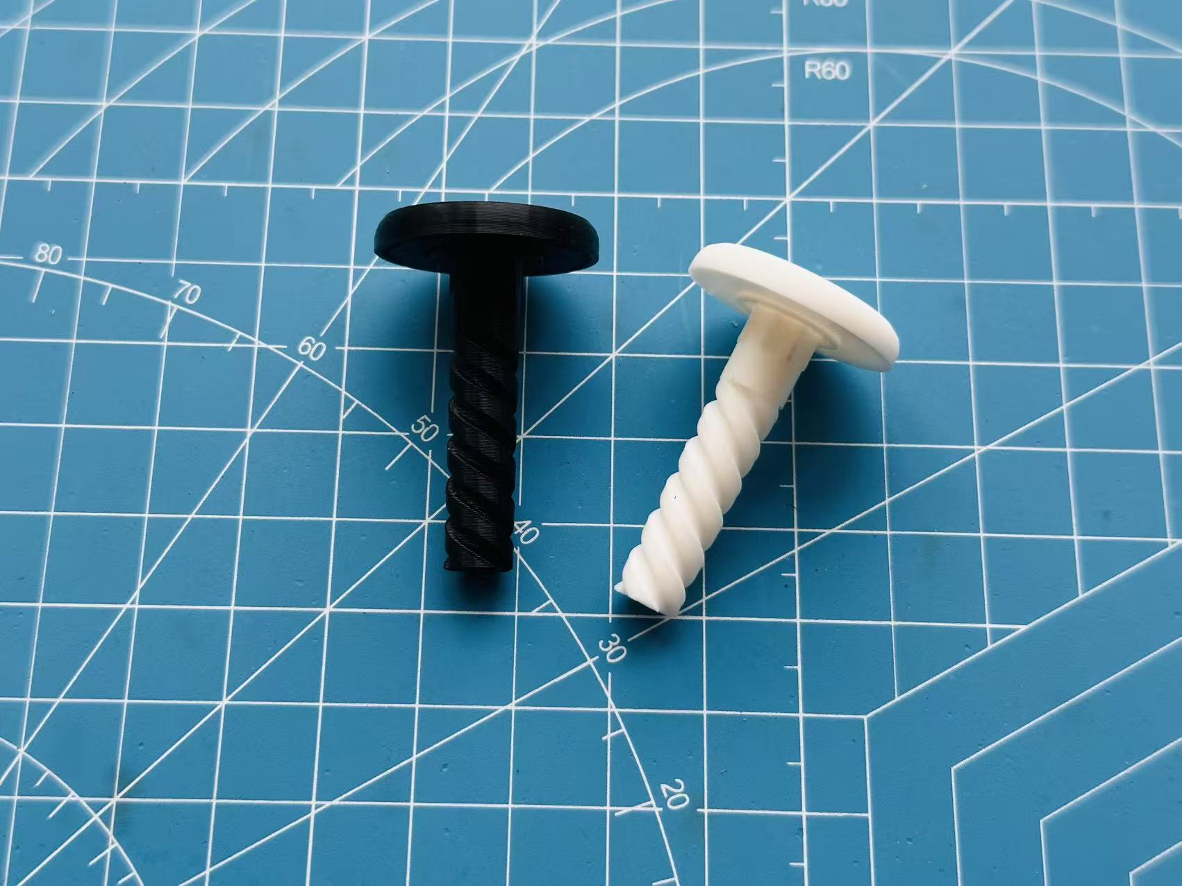 Miniatura 2 do modelo 3D 按压旋转球 加强螺杆（提高转速）