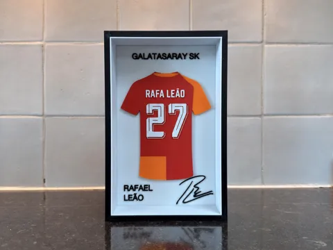 Marco decorativo: Rafael Leão - Galatasaray - Jersey Frame — referencia de MakerWorld