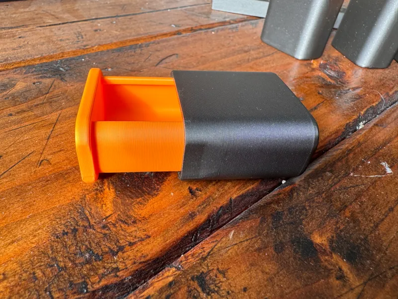 Magnetic Pill, Supplement, Gum Pocket Slide Case