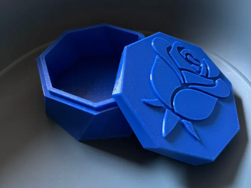 geschenkbox mit rose