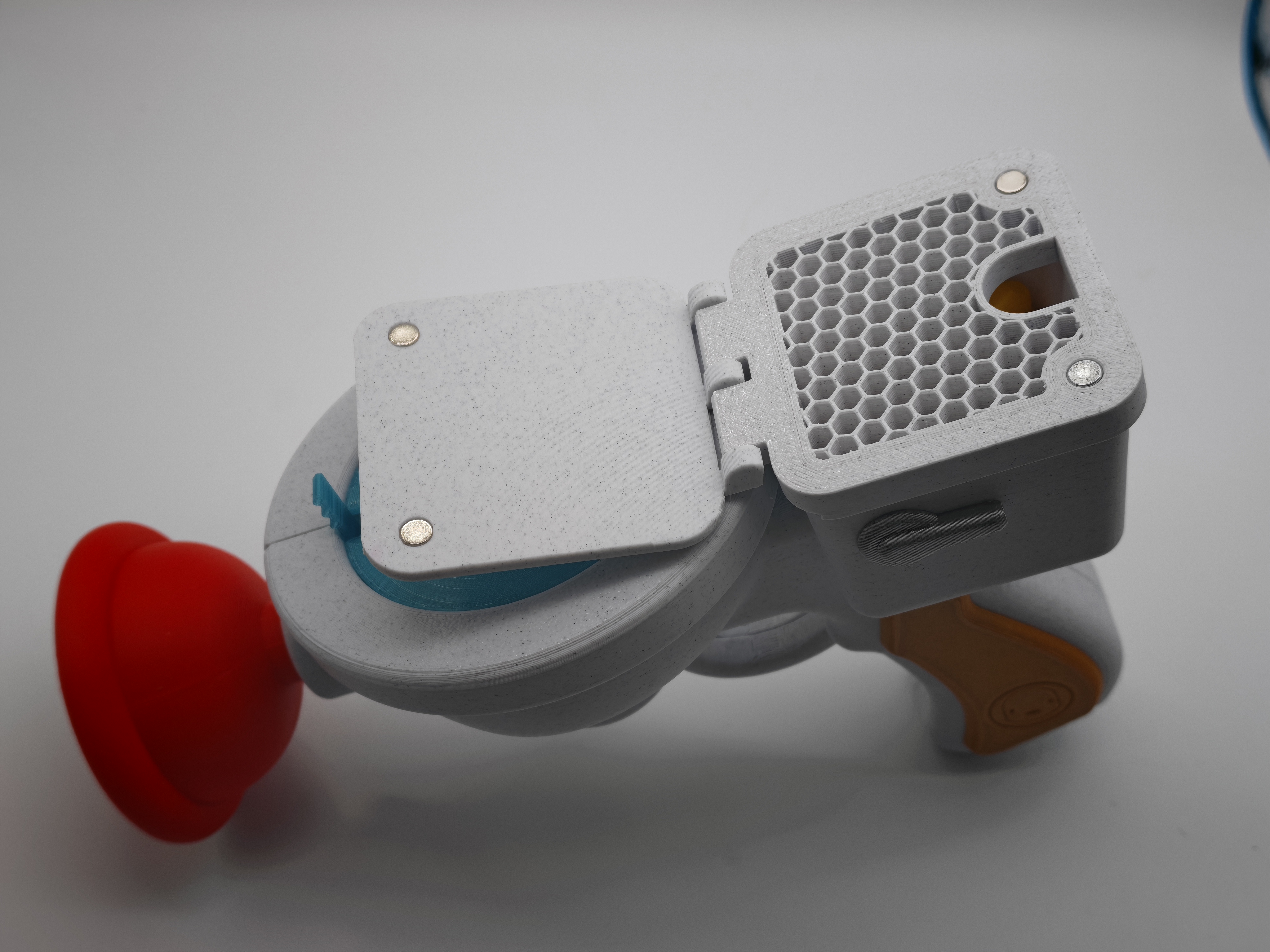 Miniatura 2 do modelo 3D 鸭科夫-马桶枪（可发射粑粑）