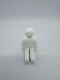 坐着