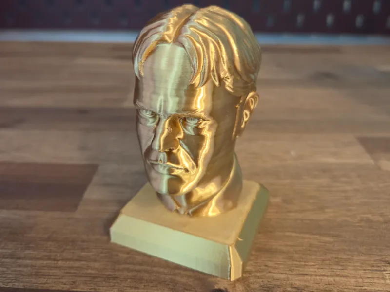 Dwight Schrute Bust - The Office Fan-Art