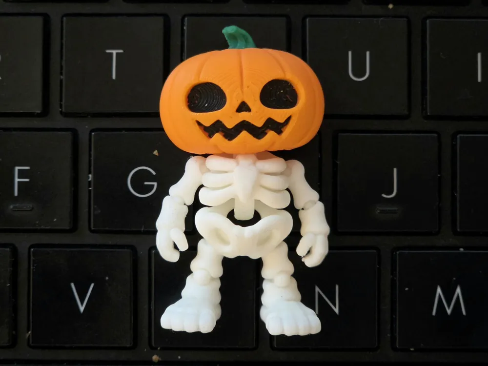 Tiny Flexi Pumpkin Skeleton - Free 3D Print Model - MakerWorld
