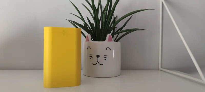 Bote con imanes escondidos - Pot with hidden magnets