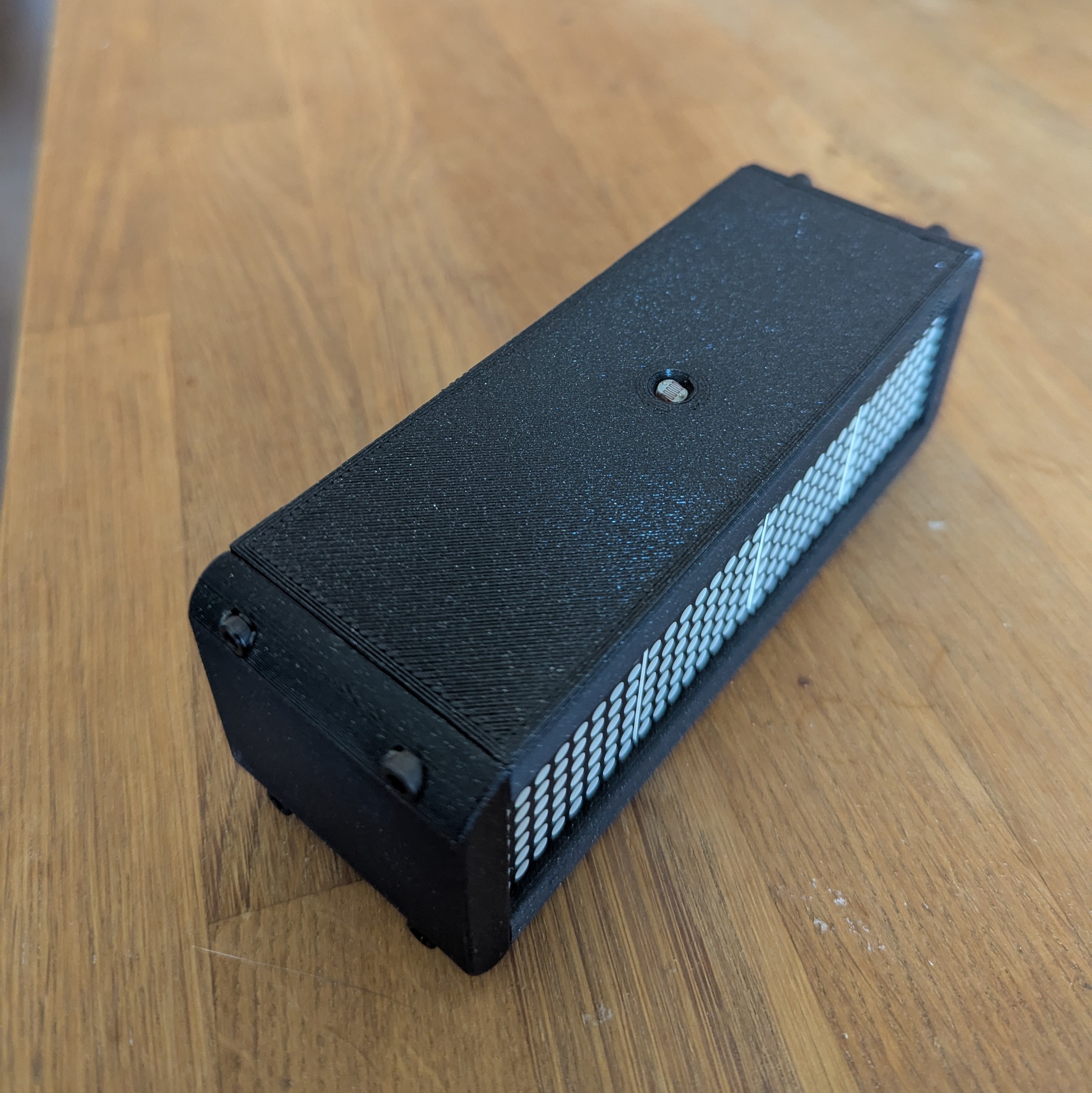 Miniatura 1 do modelo 3D LED Matrix Desk Clock