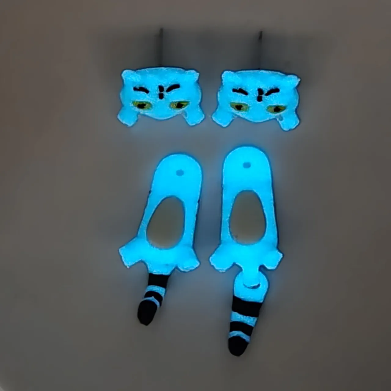 Derpy Tiger Jumper Earrings view 2